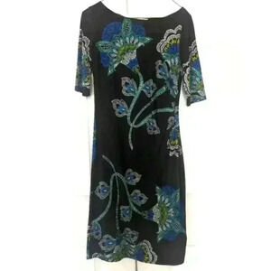 Cleo stretchy short sleeve dress - size 4